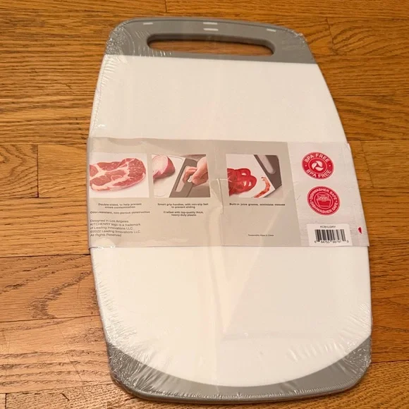 Kitchenry White and Gray Cutting Board NEW - Picture 7 of 8